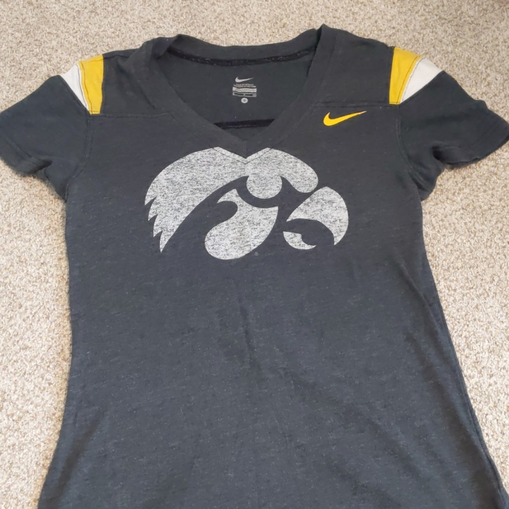Iowa Hawkeyes T- Shirt